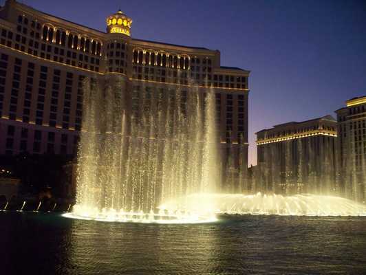 las_vegas_100.jpg